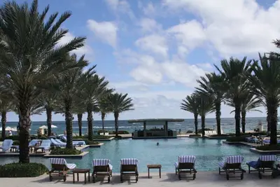 Image de Beachfront Luxury Resort - 3 Bedrooms, 2 Baths, Full Kitchen, Washer & Dryer