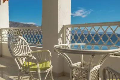 Image de Homerez - Appartement moderne à Almuñécar - 62 m² - Vue mer & montagne