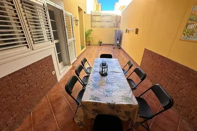 Image de Homerez - Maison spacieuse près d'El Tablero avec jardin clôturé