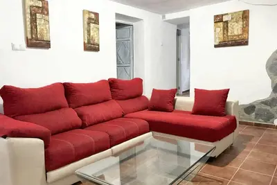 Image de Homerez - Maison spacieuse Ă BenalaurĂa avec cheminĂ©e
