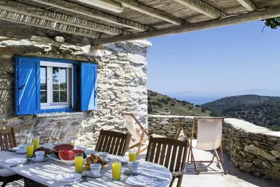 Image de Homerez - Maison chaleureuse à Kastanies avec cheminée et vue