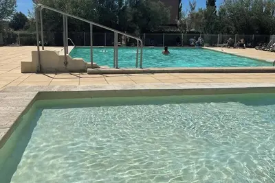 Image de Homerez - Maison confortable St-Saturnin, piscine