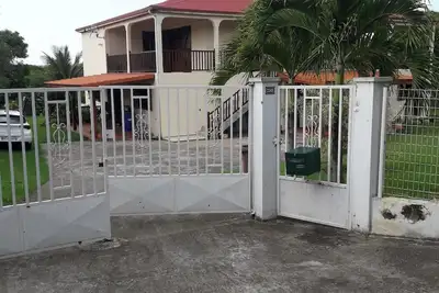 Homerez - Appartement au Moule