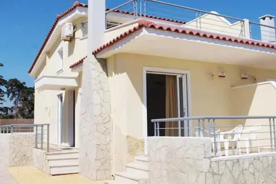 Image de Homerez - Appartement Charmant à Kiato + Vue sur Mer