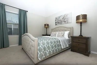 Image de Private! New! Clean! Gated! Sleeps 5 guests. 2br/1ba, Fast WiFi, Free Parking.