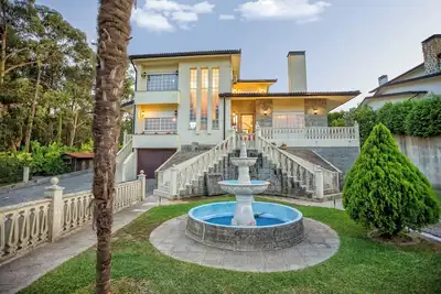 Image de Homerez - Manoir majesteux à Valença avec piscine privée