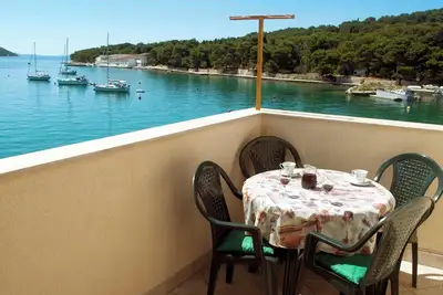 Homerez - Appart. vue mer à Prvić Luka