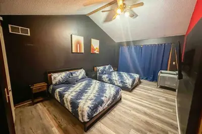 Image de Tranquil Pocono Retreat: Your Secluded 2-Acre Haven in Nature's Embrace 🌲🏡🏞