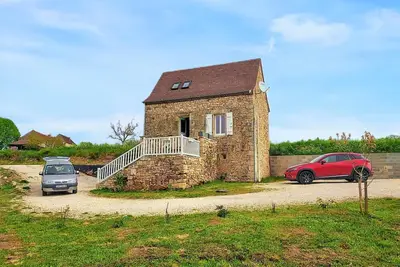 Homerez - Maison charmante avec piscine privée à Loupiac