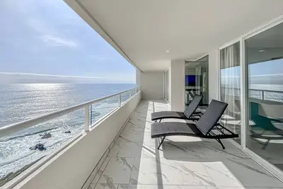 Image de Luxury-BeachAccess-CalafiaCondo-9thFLR-Rosarito