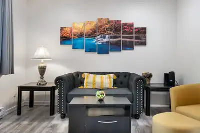 Image de Newly remodeled condo at Marina Cay!