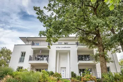 Image de Villa Lindholm- Strandnähe -balkon-im Zentrum von Binz/5 - Penthouse Appartement 5