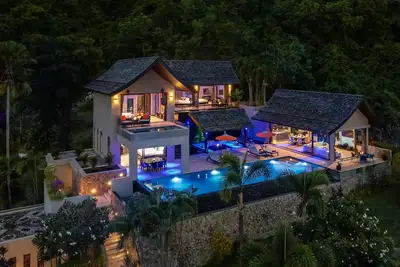 Image de Villa Tiga: 2 Bed Cliffside Seaview Oasis