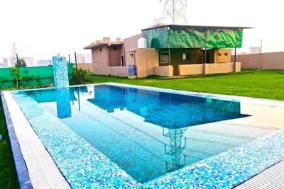 Image de Farm House For Birthday Party