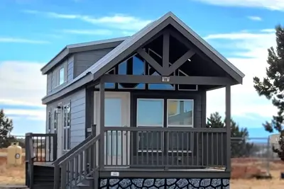 Image de 091 Tiny Home near Grand Canyon South Rim Sleeps 8