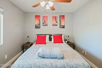 Cozy pet friendly house with Pool