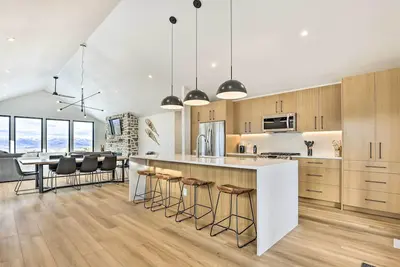 Image de New Modern Mountain Retreat with Level 2 Ev Charger