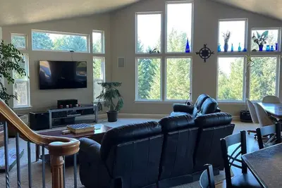 Image de Eugene, Or Near Track City Uo Hayward Hult Ctr Matthew Knight Hospitals Coast