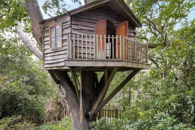 Image de 6 bedroom accommodation in East Grinstead