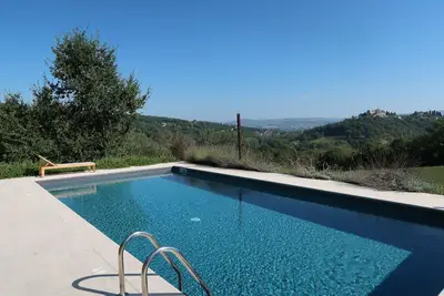 Image de Beautiful hidden gem with stunning views and shared pool in the heart of Umbrië