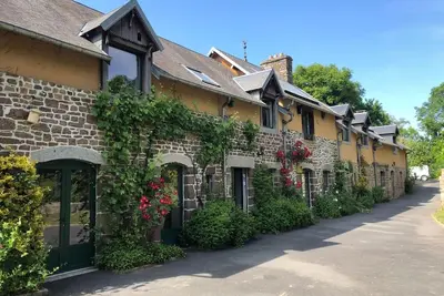 Image de Hambye'ance Nature 30 pers 2 Gîtes : bain nordique, billard