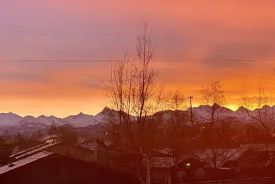 Image de New Listing! Adventure and Unwind:View of Mountains, Near AirP, Lake w 2 Kayaks