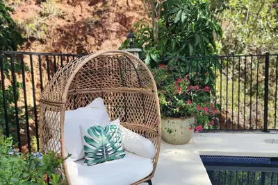 Image de Unique, private and central