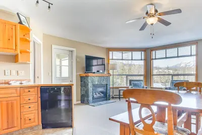 Image de Incredible Mountain & Resort Views / Two Ac Units