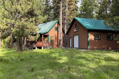 Image de Camp Leland · 4-Season Alpine Adventure & Quiet Community Lake