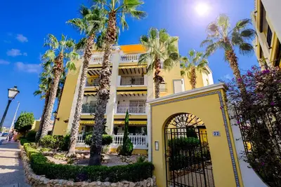 Image de Two bedroom apartment in an urbanization near the sea and the beach!