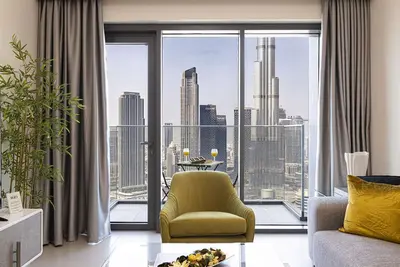 Image de New 2b | Burj Khalifa | Dubai Mall | 2 Pools | Gym