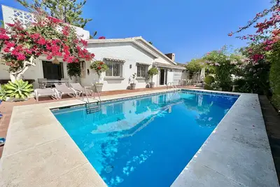 58 - villa 9p, piscine privé proche de la mer