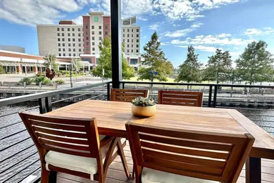 Image de Wanderlust @ The Cove Riverwalk Villas