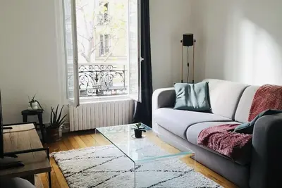 Image de Appartement spacieux et confortable proche Montmartre 📸 (2 pièces)