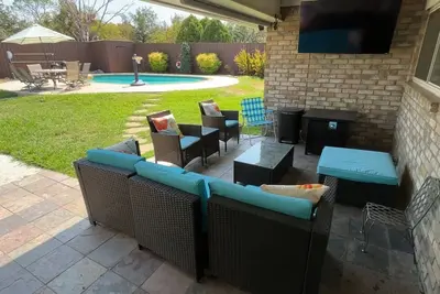 Image de Spacious Retreat for Family & Work – Filled with Comfort - Games and Fast Wi-Fi