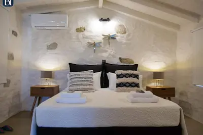 Image de Bh399 - R - Studio Messinia