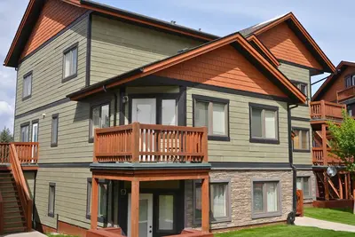 Image de Radiant & Spacious 2Bath Condo