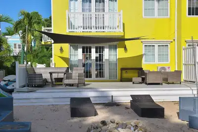 Image de All Inclusive Negril Beachfront Family Villa located in a gated country club