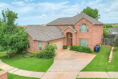 Image de Modern, Spacious, Comfy & Cozy quiet retreat with king size beds for longer stay