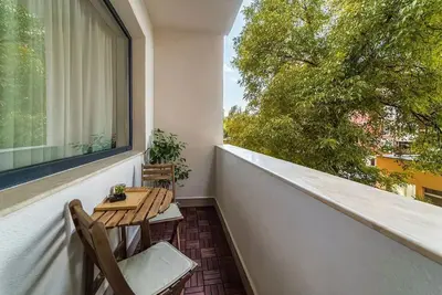 Image de Spacious and cozy apartment in the center of the city\n