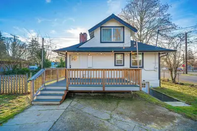 Image de Lakewood Stunner sleeps 6-8! Two King size beds!