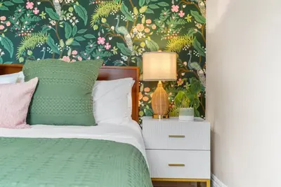 Image de Garden Getaway 2br Minutes to Salem, Beach, and train to Boston!