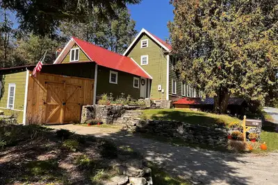 Image de Cozy 1890’s farmhouse located in the heart of Vermont’s green mountains