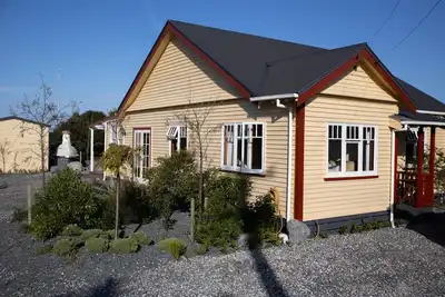 Image de Kowhai Cottage - Historic Charming Home