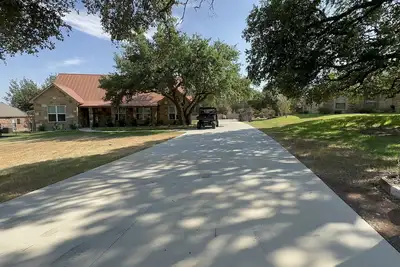 Image de Salado home / great neighborhood!