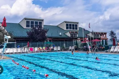 Image de Spacious, Modern, Cozy Duplex