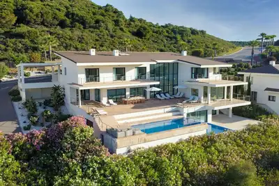 Image de Spectacular luxurious villa with panoramic views