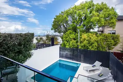 Image de Bronte Beach Family Retreat with Pool and 5 Bedrooms