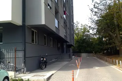 Image de Short/long stay netflix, wifi, two tv's, king size bed apartment