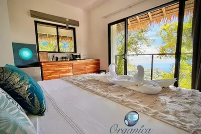 Equinox Lodge ★ Breathtaking ★ Canopy & Ocean View